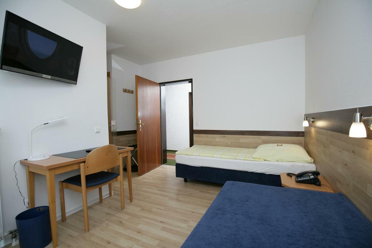 Hotel Am Baronenwald 괴핑엔 외부 사진
