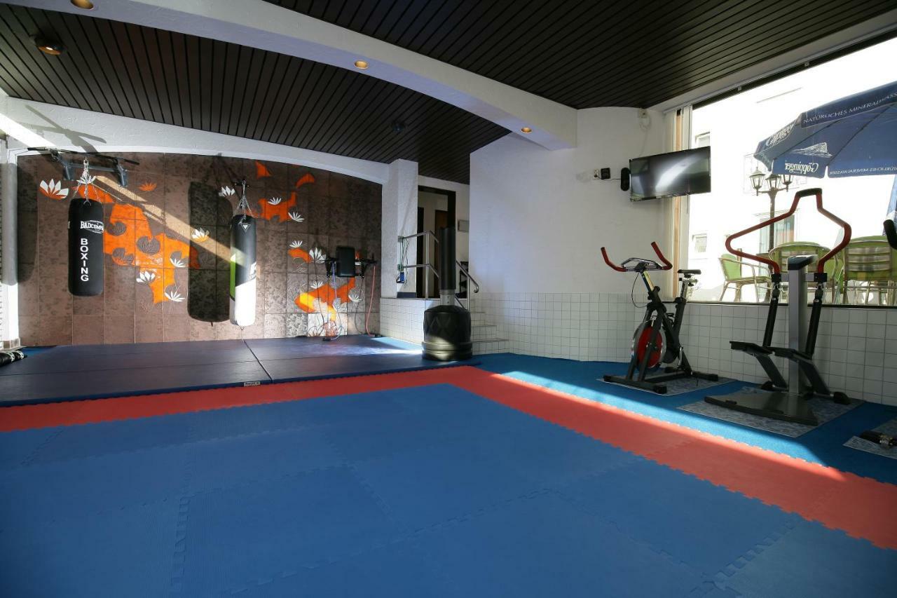 Hotel Am Baronenwald 괴핑엔 외부 사진
